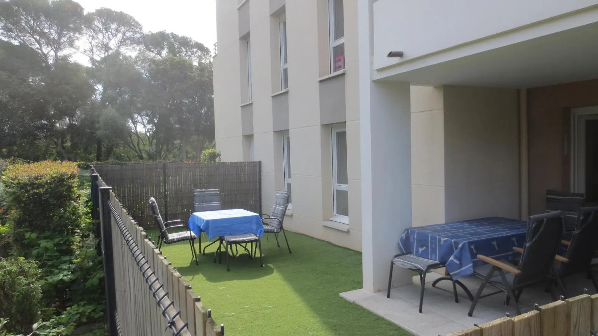 Rez De Jardin T3 Recent Et Calme Au Nouvelles Terres A La Londe Les Maures Apartment  La Londe-les-Maures