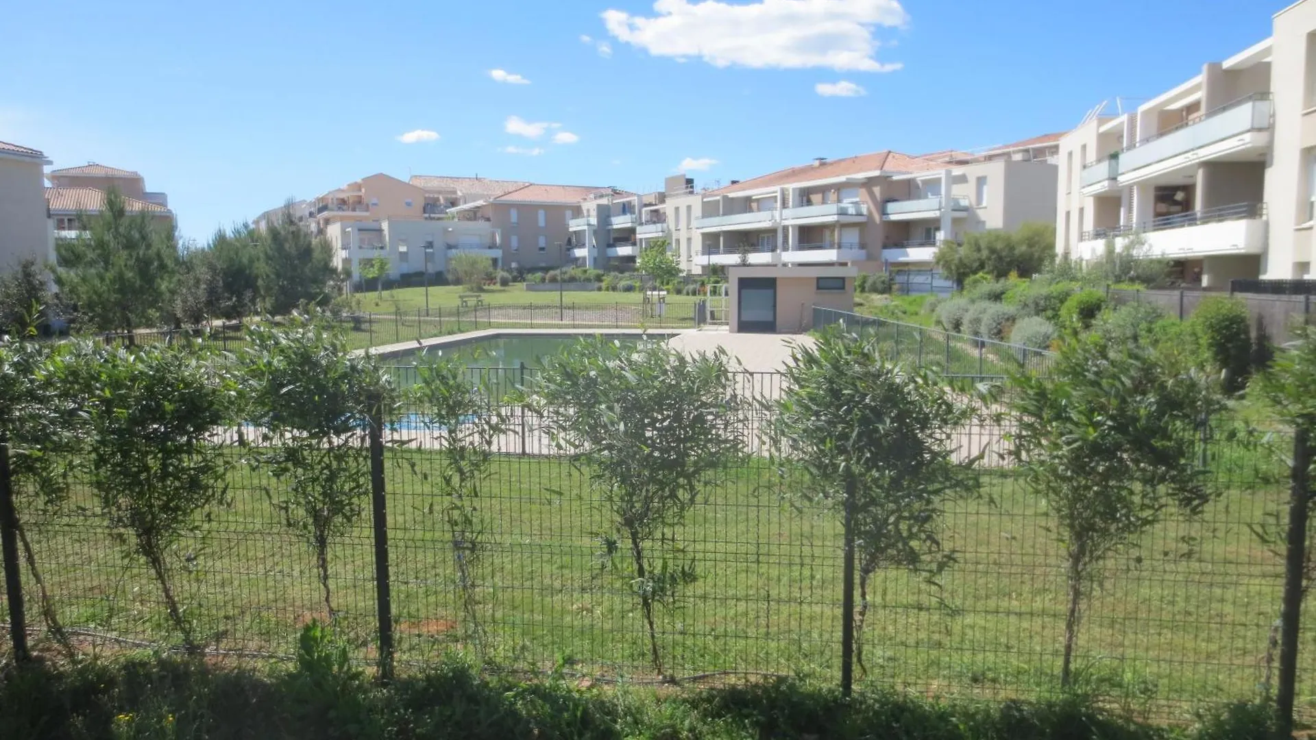 Rez De Jardin T3 Recent Et Calme Au Nouvelles Terres A La Londe Les Maures Apartment La Londe-les-Maures